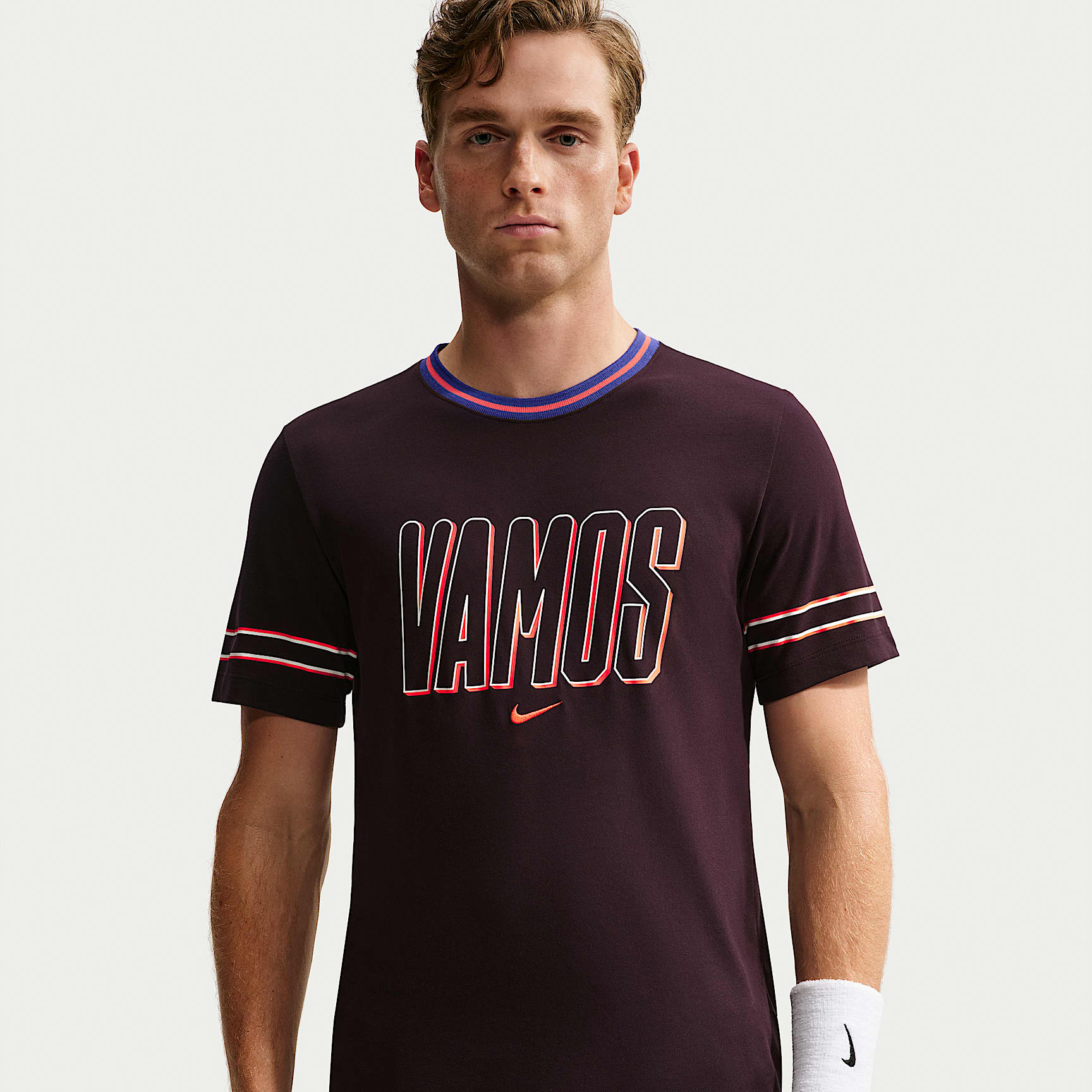 NIKE COURT/NIKE TENNIS/Tシャツ&ハーフパンツ3点セット Carlos Alcaraz Men's NikeCourt Dri-FIT Tennis T-Shirt. Nike.com
